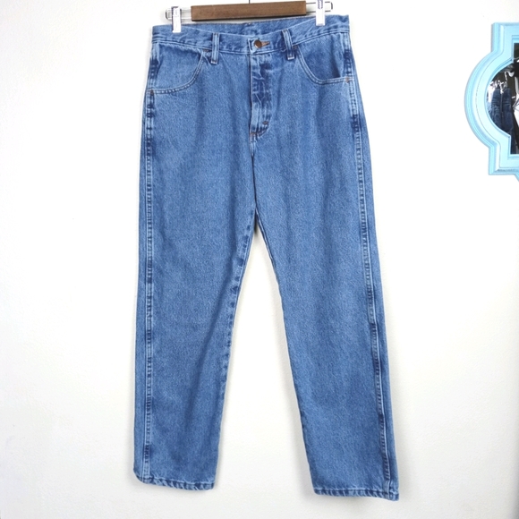 Rustler Classic Fit Relaxed Denim Light Wash